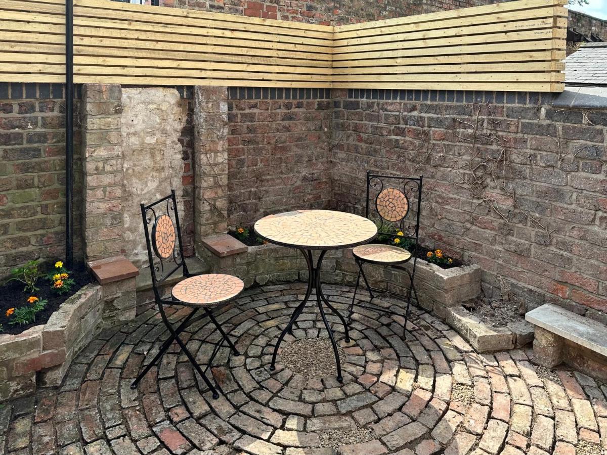 Guildhall Garden York Zewnętrze zdjęcie